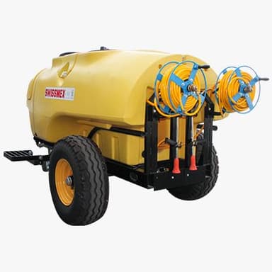 Aspersora Agrícola de Pistolas para Tractor 2000 L.